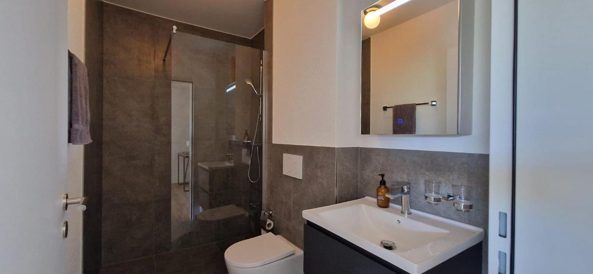 Visionary Hospitality Rothenburg, Lucerne - Premium Apartments With Free Parking, Washer, Kitchen, Terrace, 15' City Buitenkant foto
