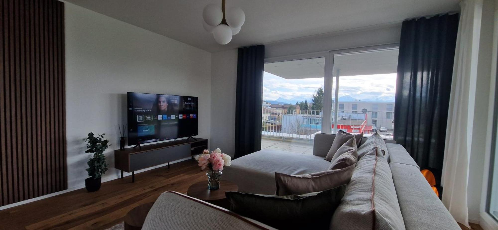 Visionary Hospitality Rothenburg, Lucerne - Premium Apartments With Free Parking, Washer, Kitchen, Terrace, 15' City Buitenkant foto