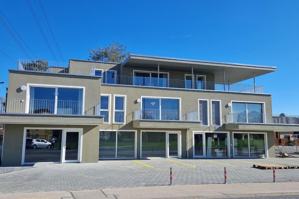 Visionary Hospitality Rothenburg, Lucerne - Premium Apartments With Free Parking, Washer, Kitchen, Terrace, 15' City Buitenkant foto