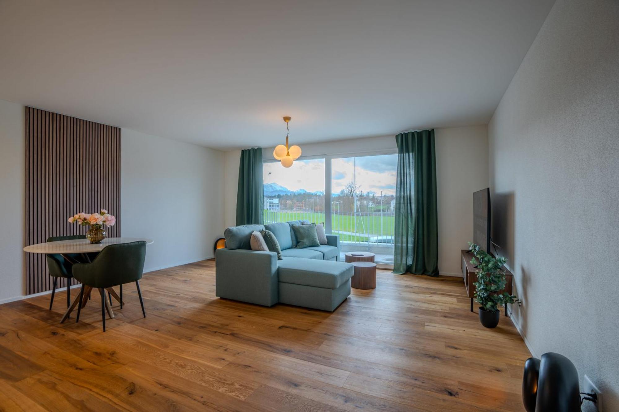 Visionary Hospitality Rothenburg, Lucerne - Premium Apartments With Free Parking, Washer, Kitchen, Terrace, 15' City Buitenkant foto